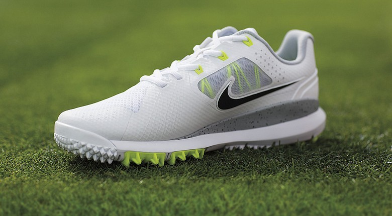 spikeless golf trainers